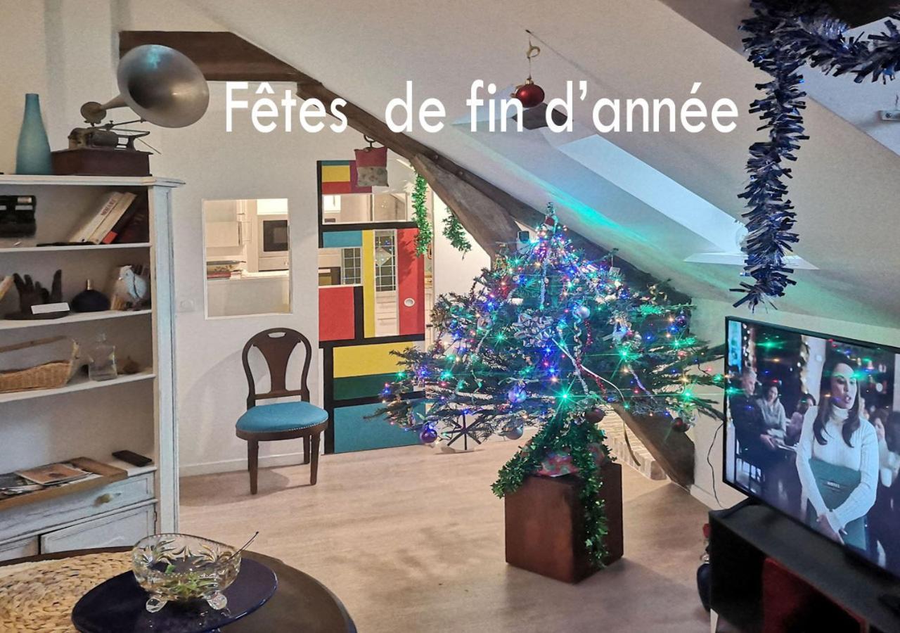 Atelier D'Art - Vue Panoramique Lägenhet Moret-sur-Loing Exteriör bild